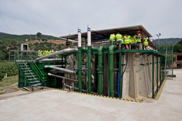 01_1200_1570016201Visita_destudiants_a_les_installacions_de_la_planta_potabilitzadora___Foto__Comunitat_Minera_Olesana